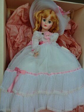Vintage Madame Alexander 20” Fashion Doll MELANIE #2220